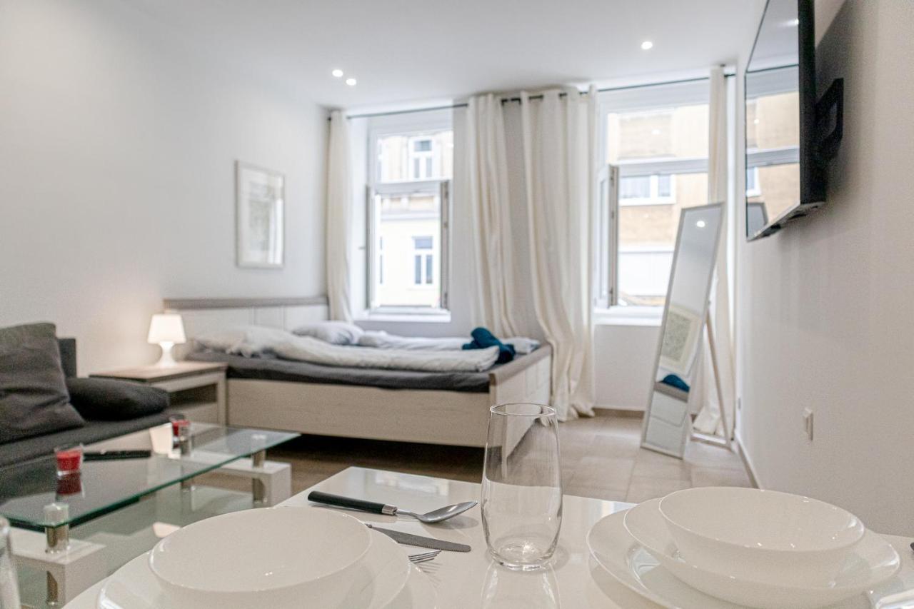 9 Min From City Center - Lovely Studio Near U1 Reumannplatz Wenen Buitenkant foto