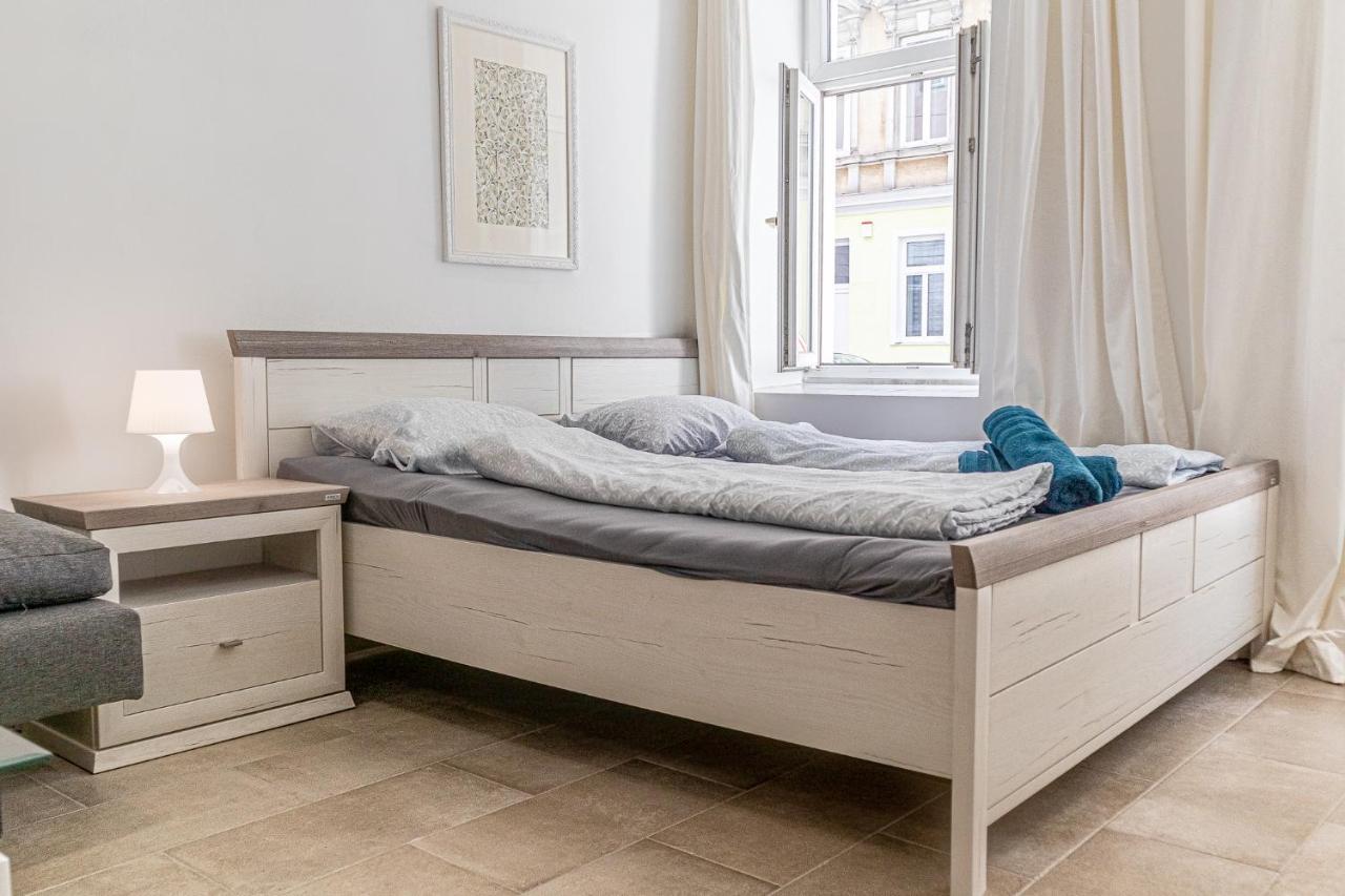 9 Min From City Center - Lovely Studio Near U1 Reumannplatz Wenen Buitenkant foto