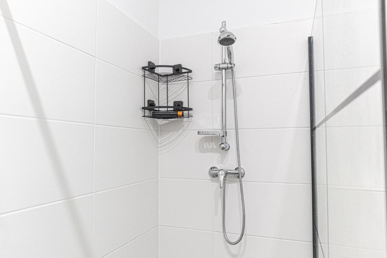 9 Min From City Center - Lovely Studio Near U1 Reumannplatz Wenen Buitenkant foto