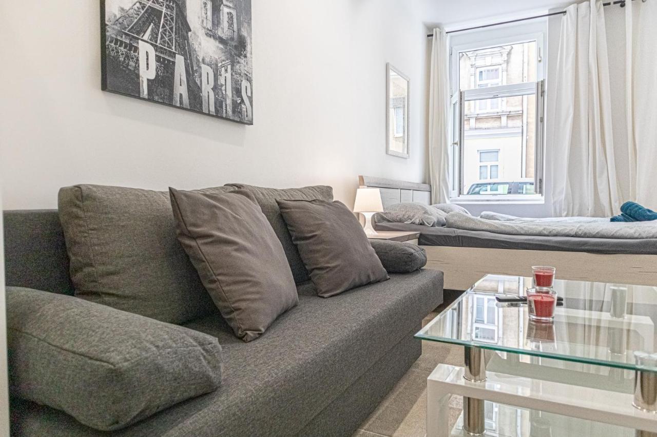 9 Min From City Center - Lovely Studio Near U1 Reumannplatz Wenen Buitenkant foto